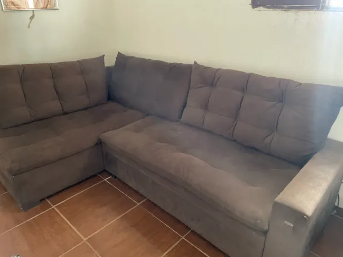 Sofá em L