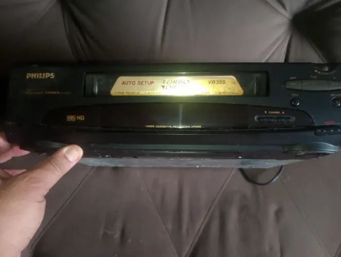 Vídeo cassete turbo drave VR 355 Philips