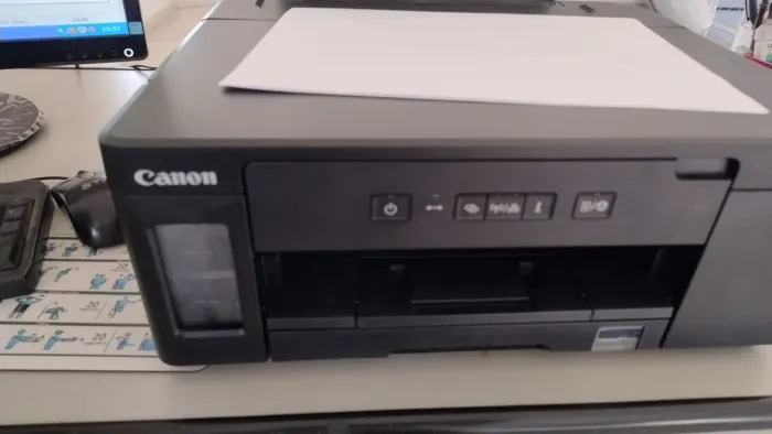 Impressora Canon com defeito 