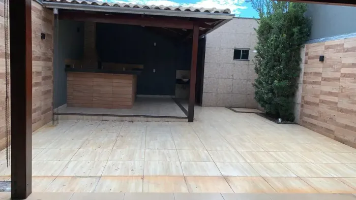 Sobrado espaçoso no setor Jardim Bela Vista