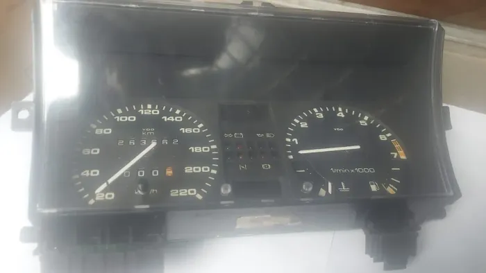 Painel de instrumentos Vw Gol GTS Parati GLS Saveiro Summer relogio digital **leia**