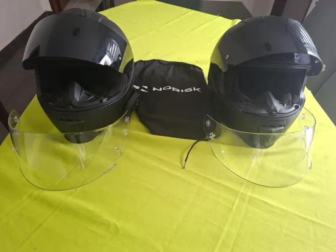 2 Capacetes norisk com transmissor