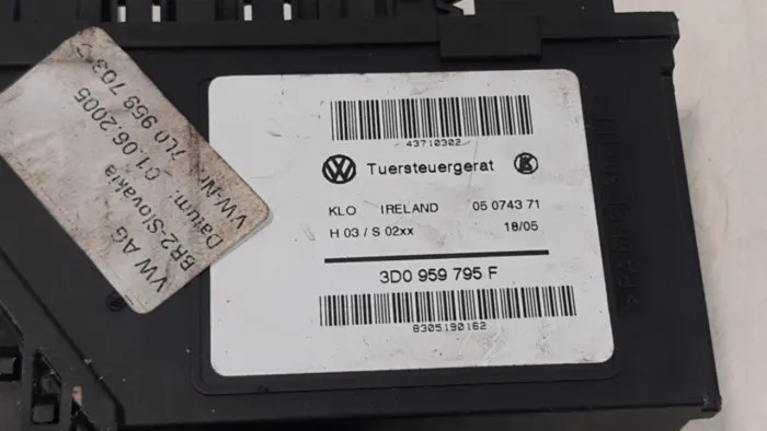 Motor Vidro Traseira Esquerda Vw Touareg 05 Á 08 3d0959795f