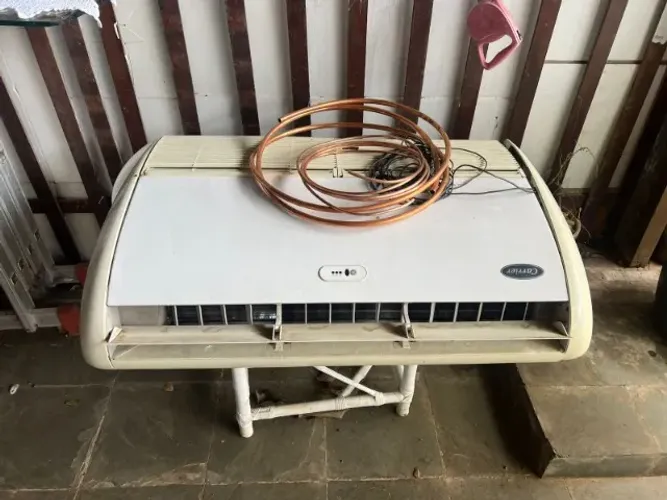 Ar condicionado Carrier 24mil btus com tudo pra só instalar Entrego