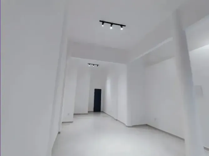 Loja + Sala Comercial para Alugar em Pilares | 65 m² em Polo Comercial Estratégico
