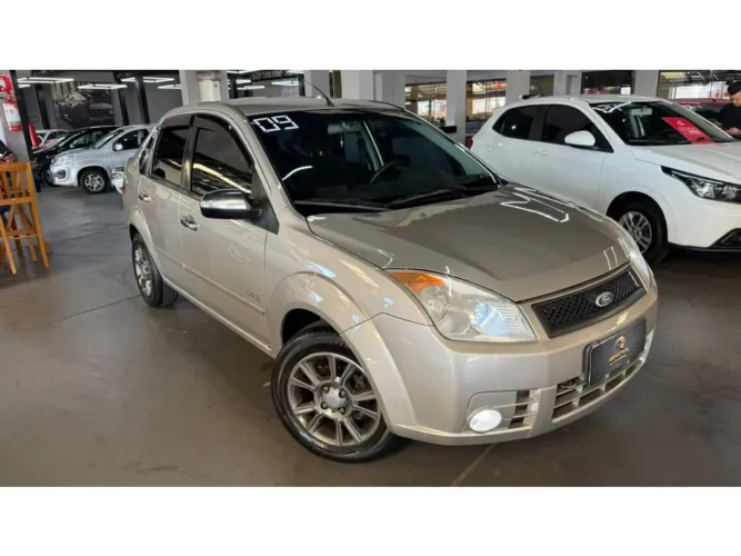 Ford Fiesta Sedan 1.6 16V Flex Mec. 2008