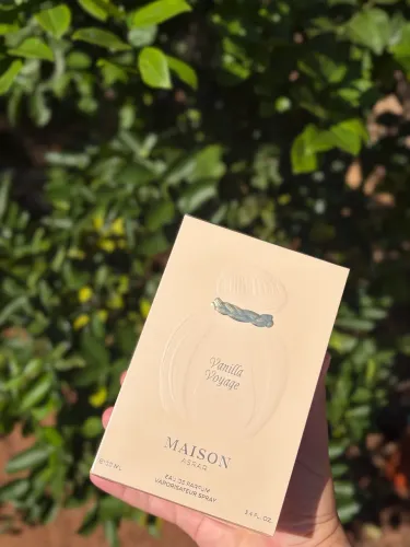 Perfume Vanilla Voyage Maison Asrar