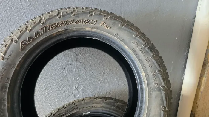 4 Pneus Scorpion All Terrain 225 65 17