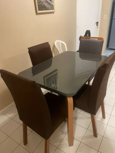 Mesa 4 cadeiras