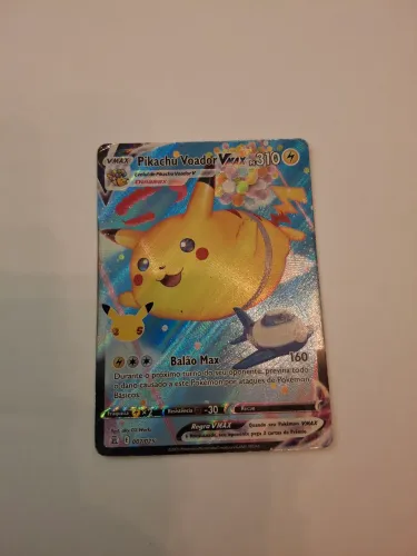 Vendo carta Pokémon do Pikachu voador