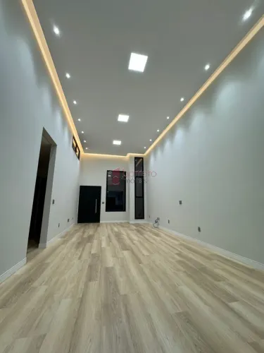 CASA À VENDA NO CONDOMÍNIO PHYTUS - CABREÚVA/SP