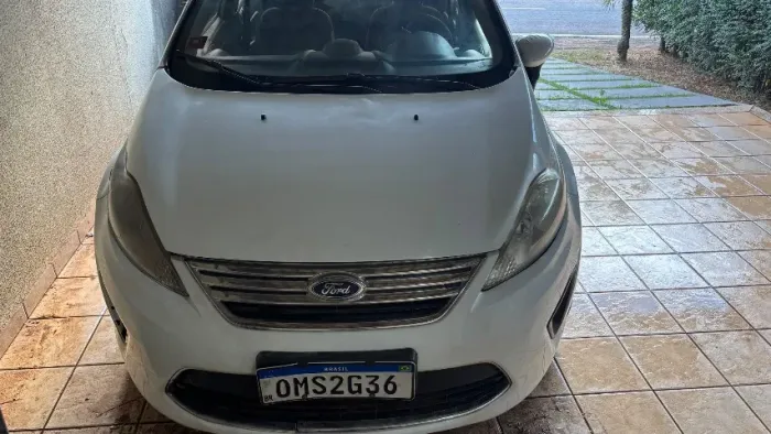 Ford Fiesta Sedan SE 1.6 16V Flex 4P 2013