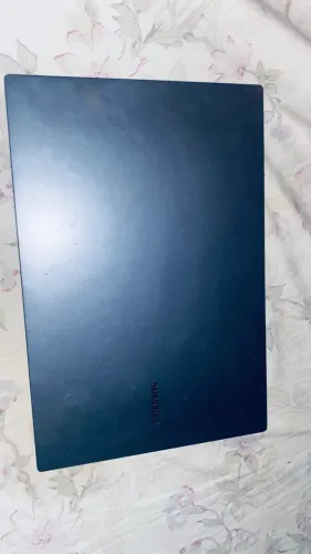 Vende-se notebook entrar em contato com *9