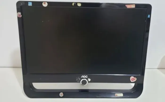 Monitor AOC 19"