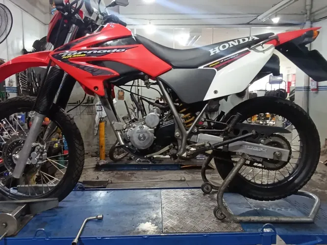 Tornado moto tá top precisa de um dono
