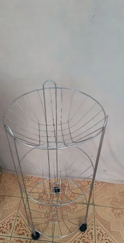 Fruteira de chão organizadora tripla