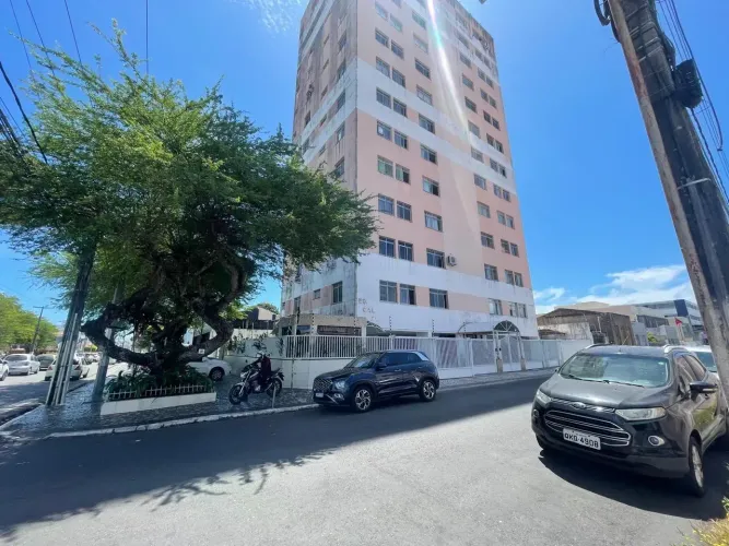 Vendo Apartamento no Edifício Cal