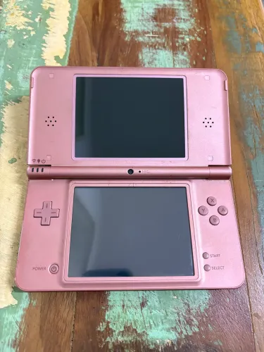 Nintendo DSi XL Rosa - ótimo estado