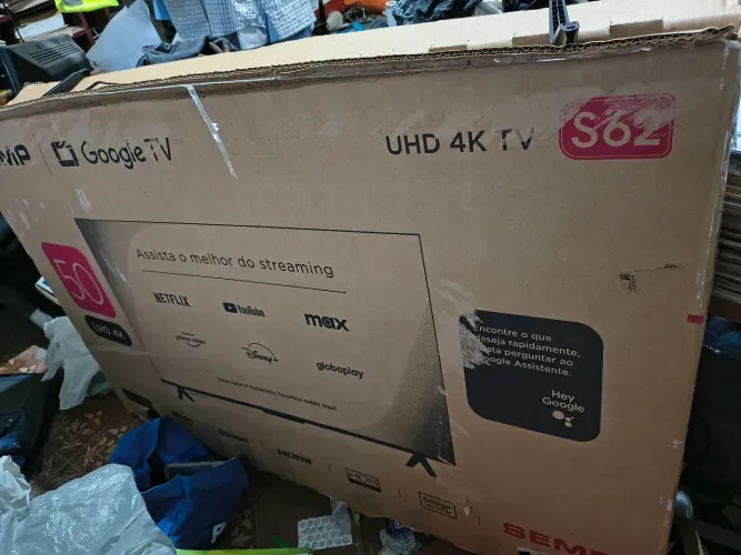 Smart TV SEMP TOSHIBA 50 polegadas semi-nova
