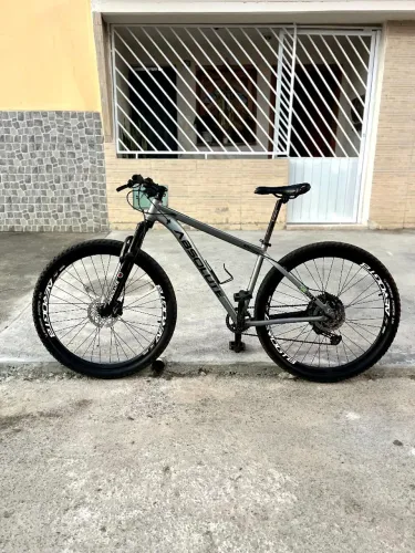 Bicicleta Absolute Nero 5