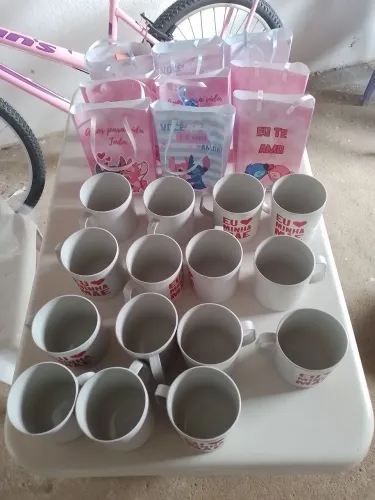 Me desfazendo de alguns itens pra lembrancinhas ou dar de presente pra alguém querido