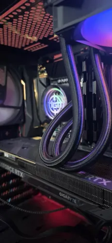 PC GAMER / WORKSTATION ALTO DESEMPENHO i7 RTX 5050