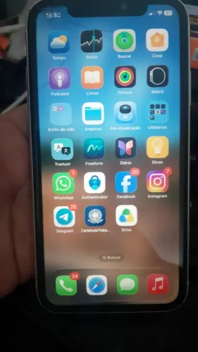 iPhone 11- 128GB. Leia o anúncio