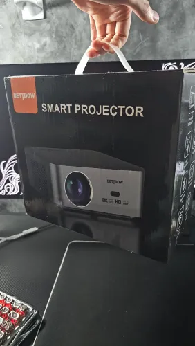 Projetor Bettdow AC1041 8k