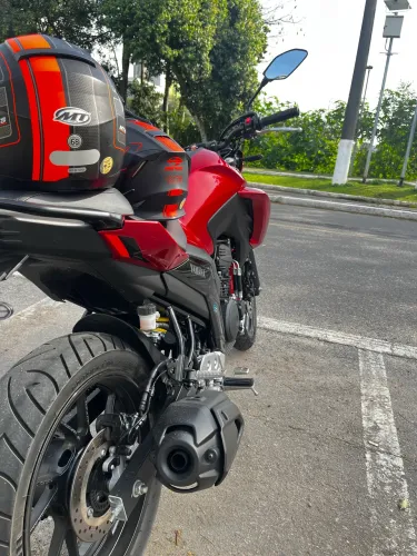 YAMAHA FZ25 2026 | 3.900 KM | QUITADA | REVISÕES EM DIA