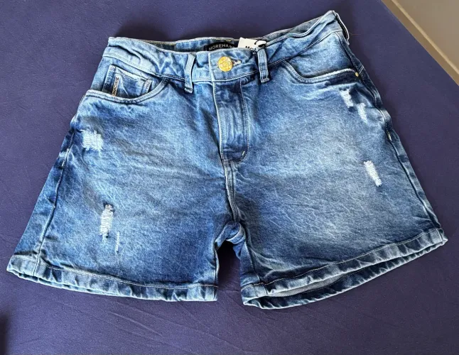 Short jeans