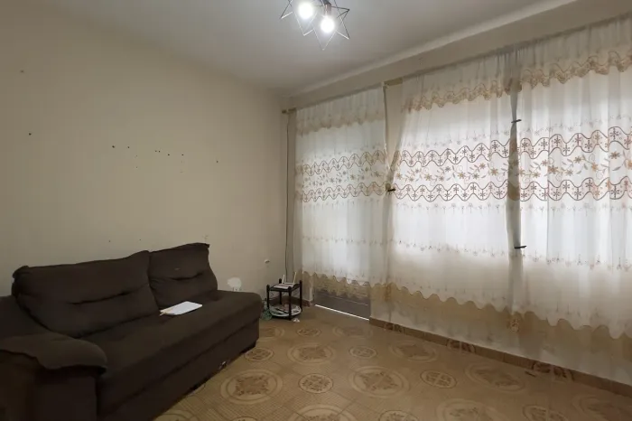 Casa com 3 Quarto(s) e 3 banheiro(s) para Alugar, 200 m² por R$ 3200 / Mês