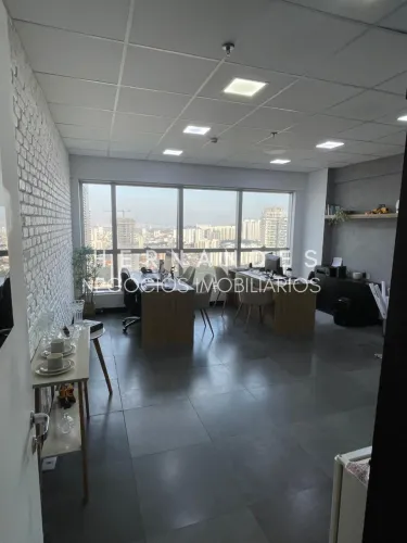 Sala em Condomínio à Venda em Barueri-SP, Bairro Green Valley Alphaville: 2 Salas, 1 Banhe