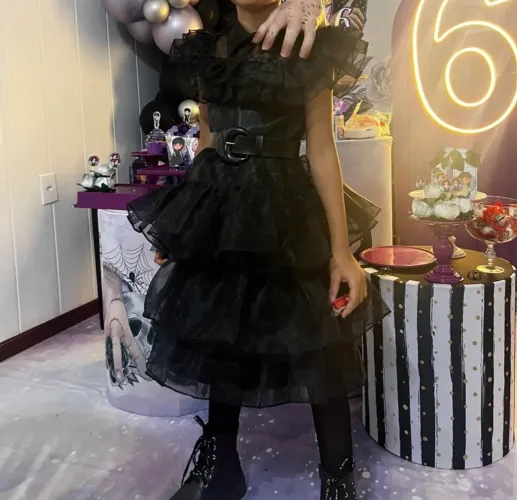 Vendo Vestido Wandinha