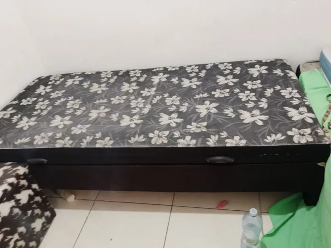 Cama box baú