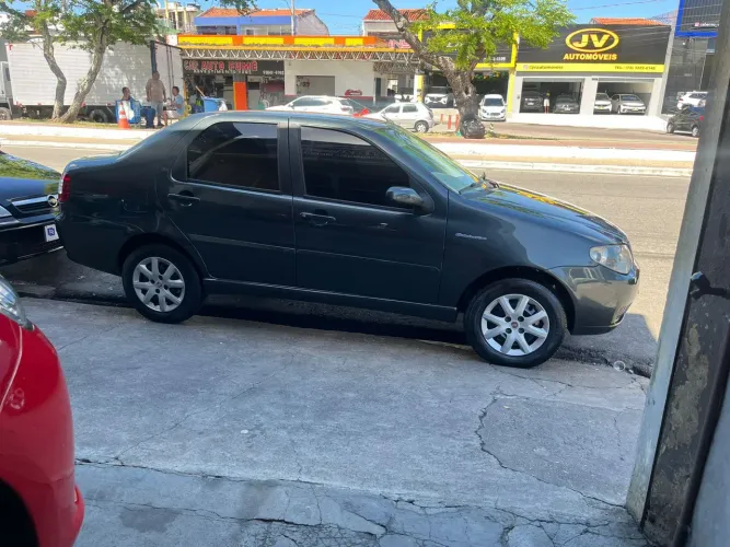 Fiat Siena Celebration 1.0 Fire Flex 8V 4P 2009