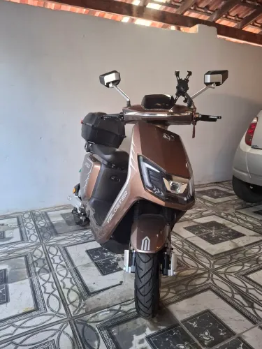 Moto Elétrica - Apollo Veloster