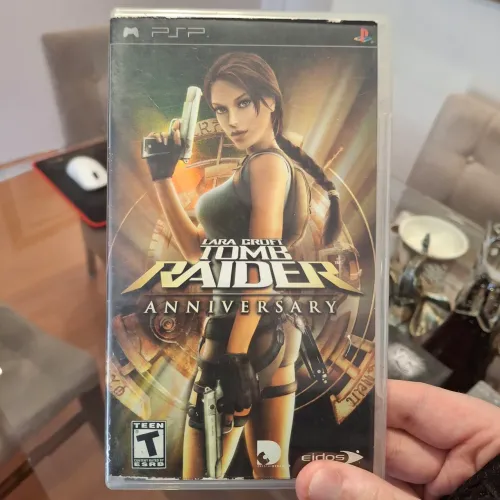 Tomb Raider Anniversary psp