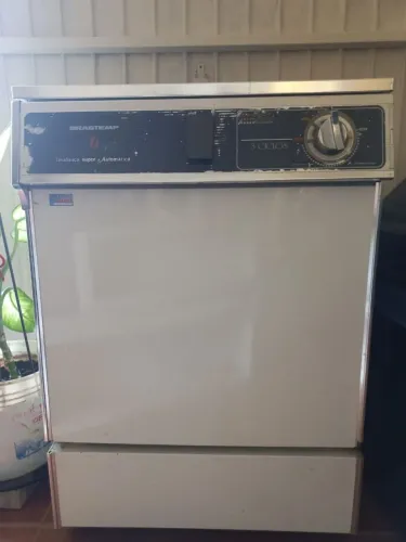 ENTREGO LAVADOURA DE LOUÇAS 03 CICLOS BRASTEMP USADA PRA PEÇAS,  SUPER CONSERVADA 