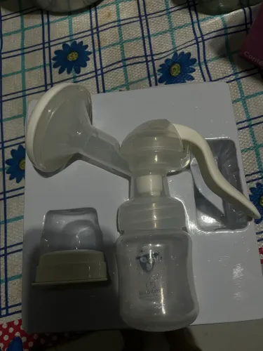 Vende-se bomba manual de tirar leite