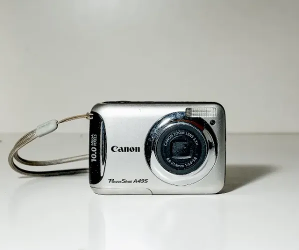 Canon powershot a495