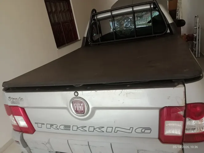 Fiat Strada Trekking 1.6 16V Flex CS 2013