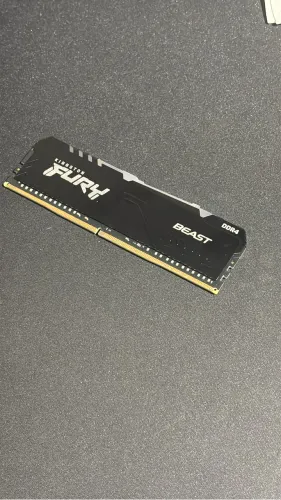 Memória RAM Kingston Fury Beast 16GB DDR4