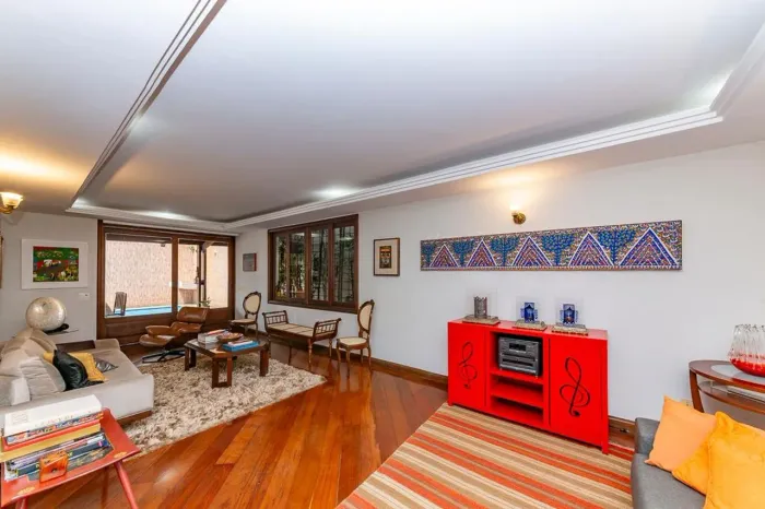 Casa à Venda - Santa Lúcia, 4 Quartos, 414 m2