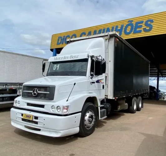 M.Benz L 1620 Baú Sider 2001