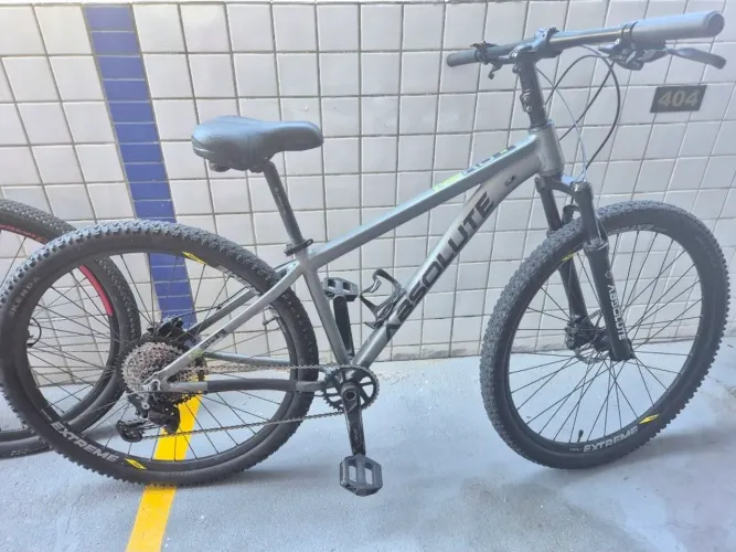 Bicicleta Absolute v12