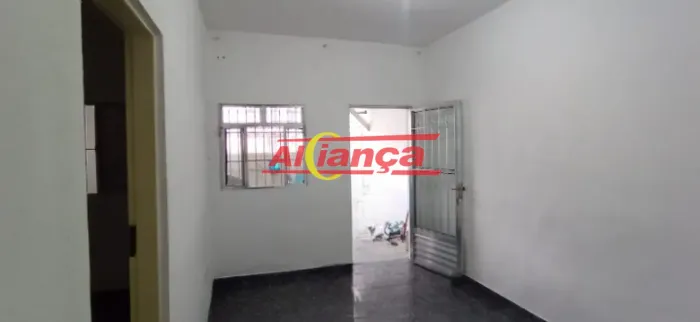 Casa residencial ou comercial com 55M² Cumbica - Guarulhos-R$ 1.200,00