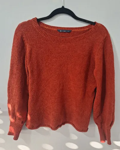 Suéter de tricô tipo chenille vermelho alaranjado