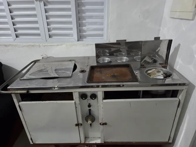 Vende-se carinho de lanche 