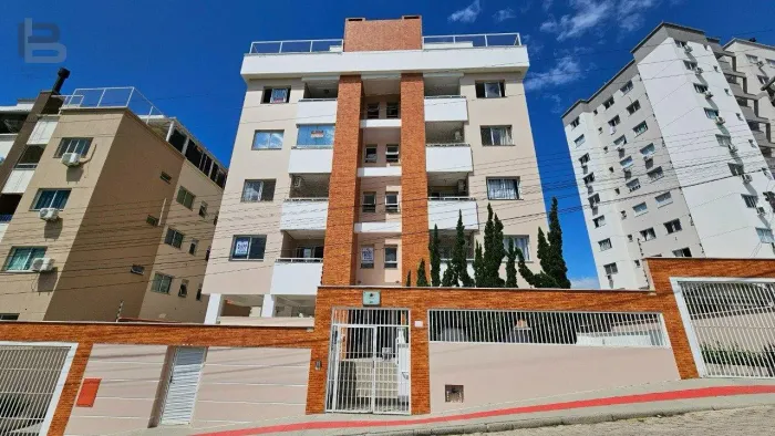 Apartamento Pedra Branca