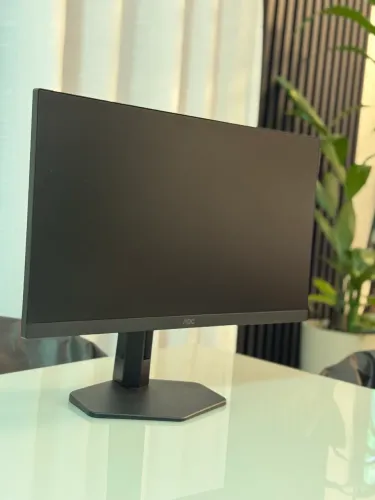 Monitor AOC 180hz 24" 